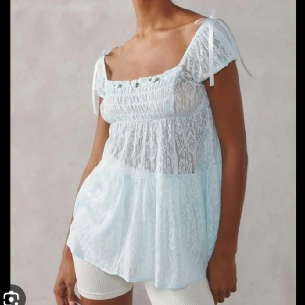 Kimchi blue ashleigh sheer lace top with rosettes